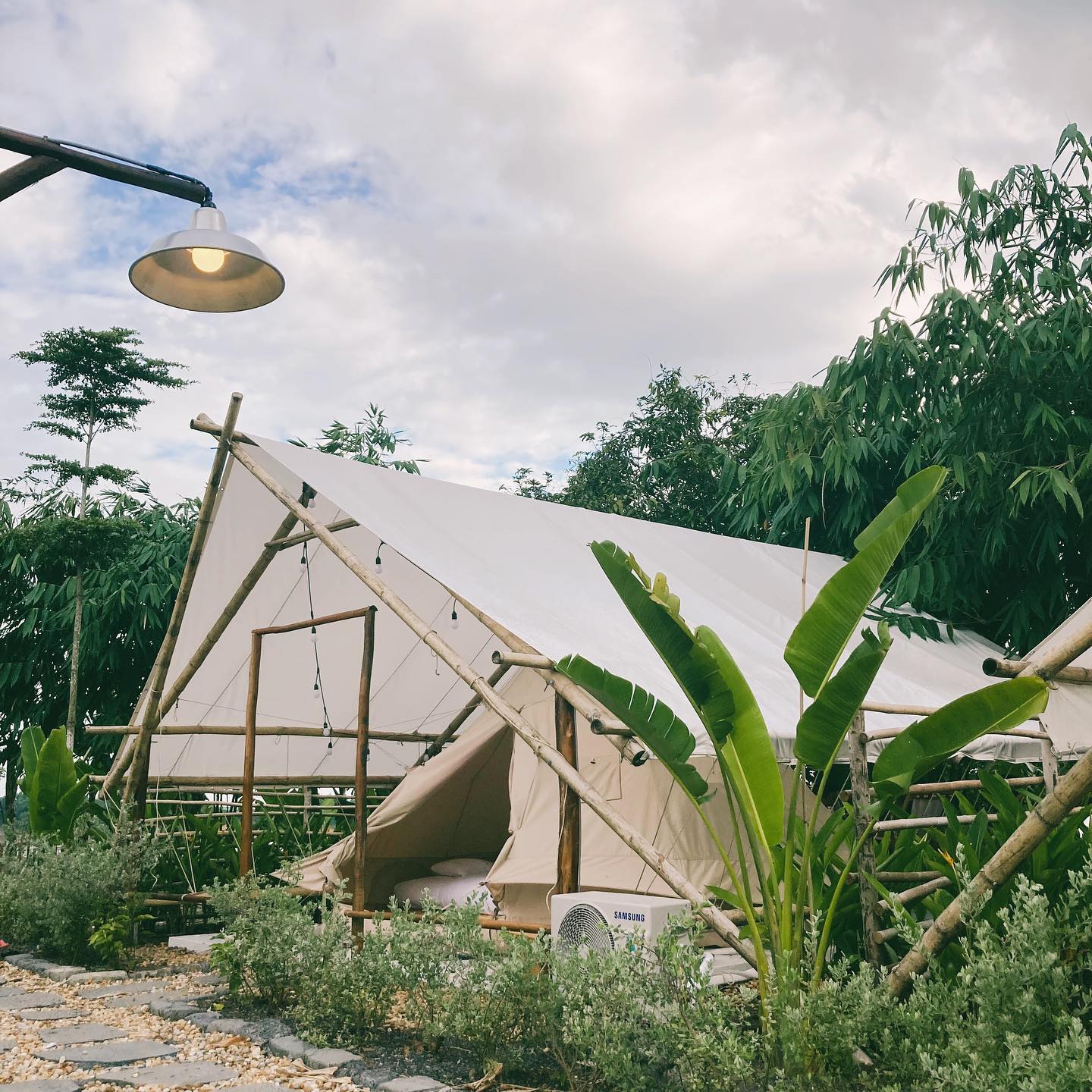 Lạc Glamping